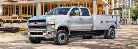 Chevy Medium Duty Trucks | 4500, 5500, and 6500 Chassis Cabs | Advantage Truck & Service Center