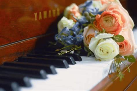 Your Ultimate Wedding Music Guide - OKTAV