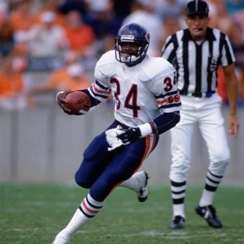 Top 10 NFL Running Backs of All Time Series: No. 2, Walter Payton ...