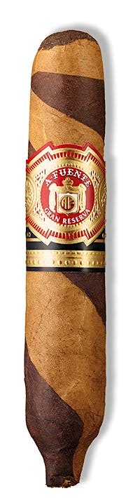 Arturo Fuente Hemingway | Cigar Aficionado