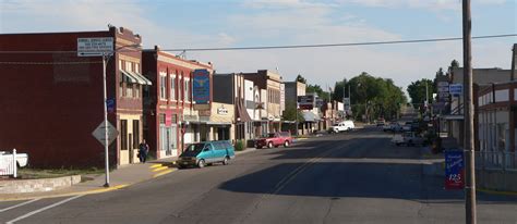 Image: Kimball, Nebraska Chestnut from RR overpass