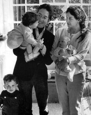 Bob Dylan as Family Man (30 Photos)