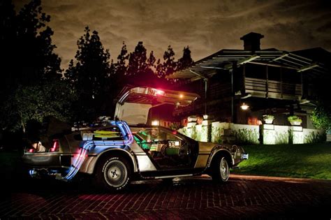 BttF DeLorean Replica