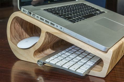 Make a Wooden Laptop Stand | Woodworking Project | Wooden laptop stand, Laptop stand, Diy laptop ...