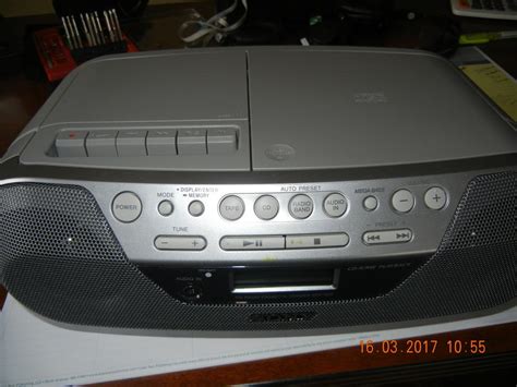 Sony CFD S05 AM fM Radio CD Cassette Player Recorder Boombox Central Ottawa (inside greenbelt ...