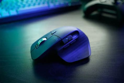 How to Install New Logitech Gaming Mouse | Robots.net