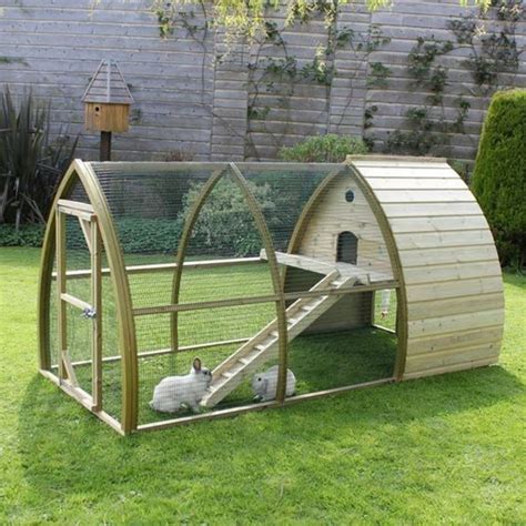 25 Awesome Outdoor Bunny Cage Ideas