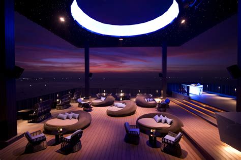 Hilton Rooftop Restaurant & Bar | dwp