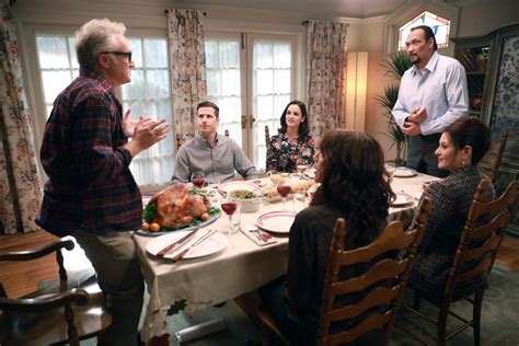 The Best Thanksgiving TV Episodes | Den of Geek