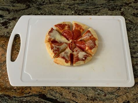 This Pizza Math Activity Teaches Fractions in a Fun Way