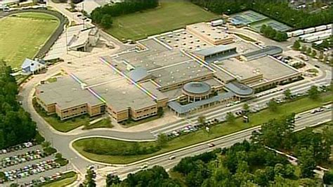 Norcross HS on lockdown as authorities search for non-students - KCTV5 News