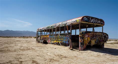 An abandoned bus in Utah. [oc] : r/AbandonedPorn