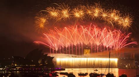 Sydney Fireworks. Photo:ninemsn | New year fireworks, Fireworks, New year 2014