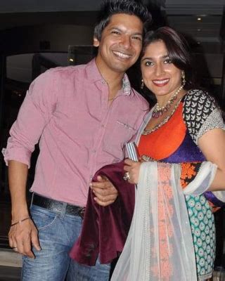 Singer Shaan Family Pics - MERE PIX