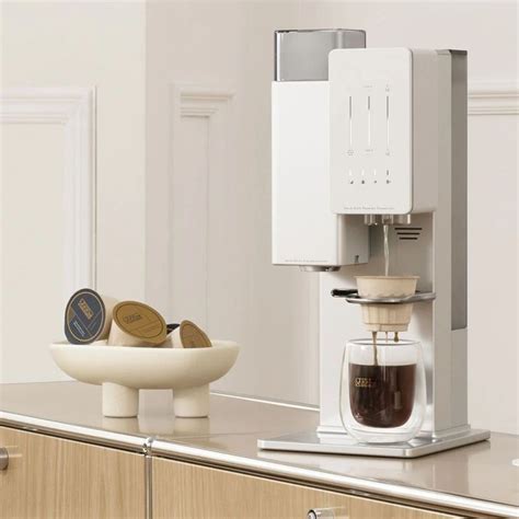 Automated Pour-Over Coffee Makers : xBloom all-in-one coffee machine