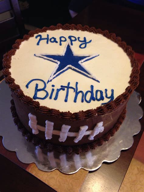 Football/Dallas cowboys cake | Dallas cowboys cake, Cowboy cakes, Cake