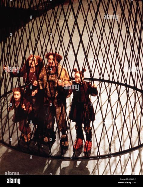 The borrowers film [1997] hi-res stock photography and images - Alamy