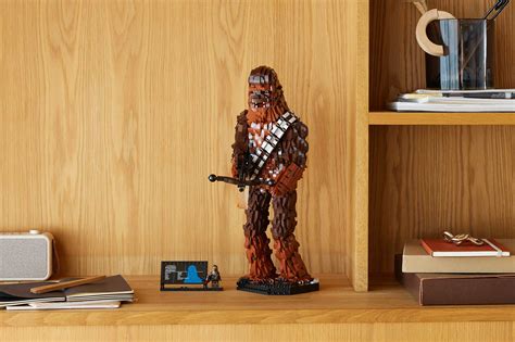 LEGO Star Wars Chewbacca (75371) Set: Is That Really You, Chewie?