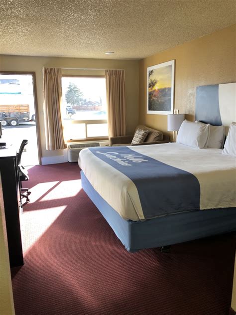 Days Inn by Wyndham Bend Bend, Oregon, US - Reservations.com