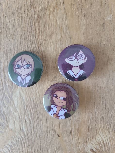 Character Buttons Inspired by DR. Handmade - Etsy