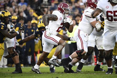 Alabama lead rusher Jase McClellan joins Tide's NFL draft exodus