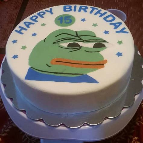 Pepe the frog fondant birthday cake. First cake made using fondant to ...