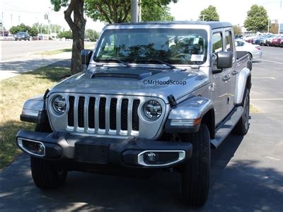 Jeep Gladiator Hood Scoop hs009 by MrHoodScoop