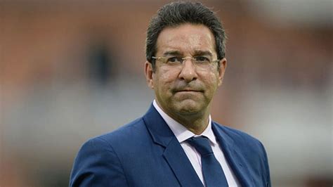 WATCH: Wasim Akram's fuming reaction to fan's 'Why Does Rizwan Wear Lip ...