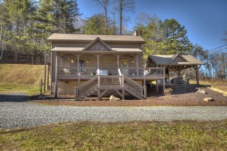 PET-FRIENDLY Cabins - My Mountain Cabin Rentals LLC