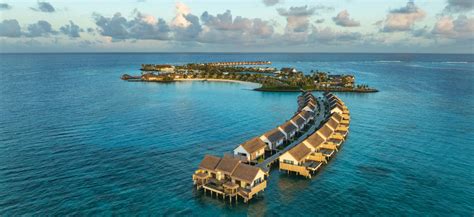 Hotel Review: Hilton Maldives Amingiri Resort and Spa in the North Malé Atoll, The Maldives ...