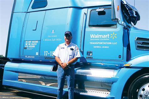 Sutherland Wal-Mart truck driver makes 3 million safe miles | Local News | nptelegraph.com