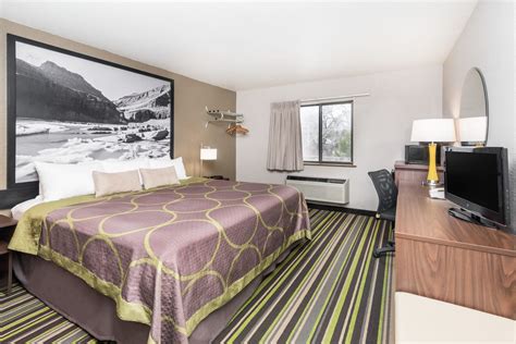 Super 8 by Wyndham Kalispell Glacier National Park | Kalispell, MT Hotels