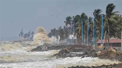 Cyclone 'Mandous': Schools, colleges shut in 24 districts in Tamil Nadu; yellow warning issued ...