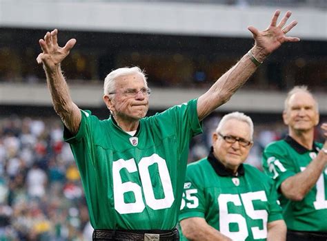 Philadelphia Eagles C/LB Chuck Bednarik Eagles Win, Fly Eagles Fly ...