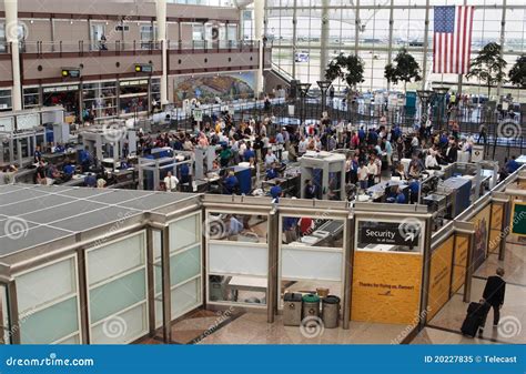 Airport Security editorial image. Image of lines, transportation - 20227835