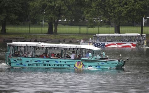 Coast Guard Issues New Rules for Repurposed WWII-Era Duck Boats Aimed to Improve Safety - Combat ...