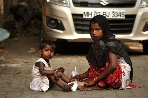 Spotlight: Street Children of India by Kristian Bertel - Photos and ...