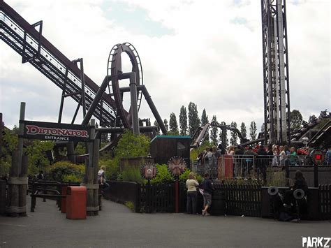 Nemesis Inferno & Detonator | Parkz - Theme Parks