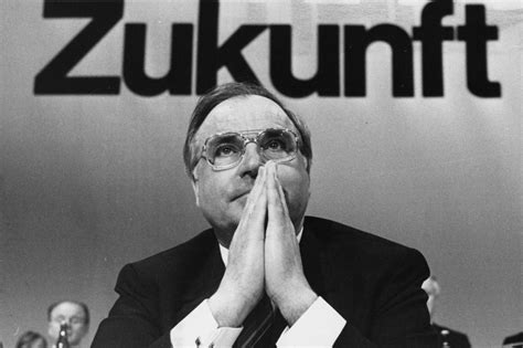 Helmut Kohl, Chancellor Who Reunified Germany, Dies - WSJ