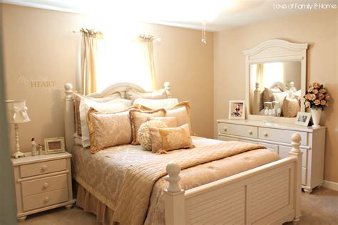 10 Cottage Style Bedrooms...Makeover Inspiration - Love of Family & Home