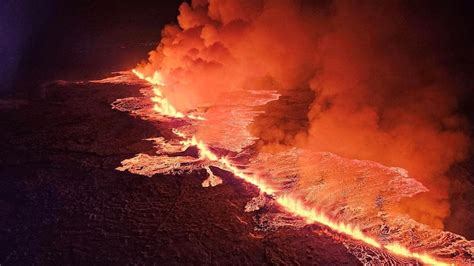 Iceland volcano in Grindavik south-west of Reykjavik erupts after weeks of earthquakes - ABC News