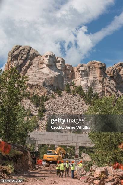 25 Mt Rushmore Construction Stock Photos, High-Res Pictures, and Images ...