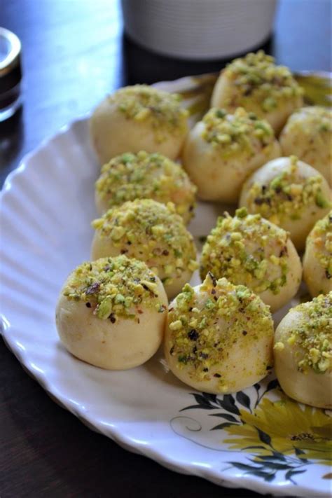 Malai Laddu Recipe - Video Recipe – Gayathri's Cook Spot