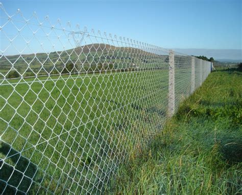 Concrete Post & Chain link Fencing - FRS Fencing