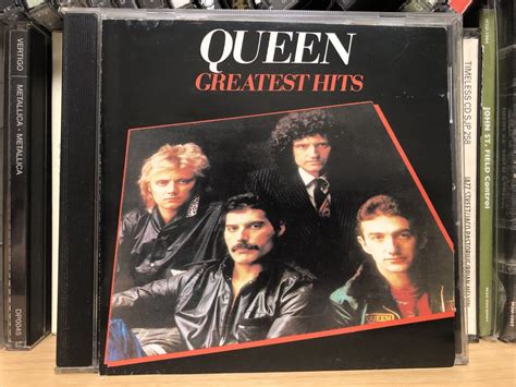 Queen - Greatest Hits CD Photo | Metal Kingdom