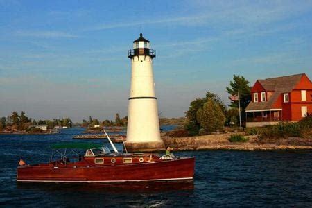 Champlain Memorial Lighthouse: Historic monument in Crown Point (photos ...