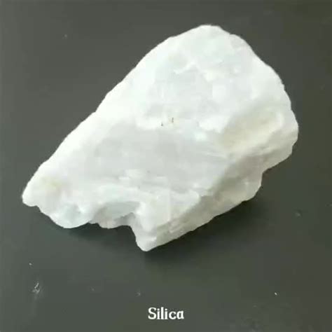 Silica Dioxide Quartz Sio2 98.5- 99.7% For Refractory Material - Buy ...