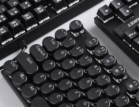 AUKEY KM-G11 Typewriter Style Mechanical Keyboard » Gadget Flow