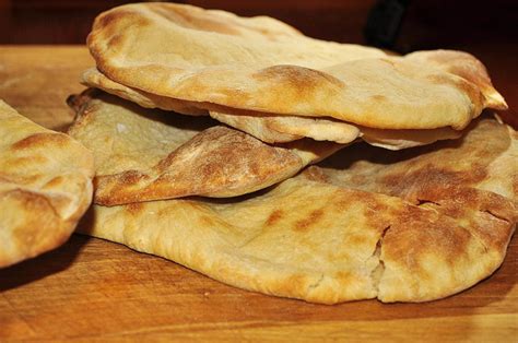 Palestine OpEd Page - a blog: Arabic Bread: an important part of culture