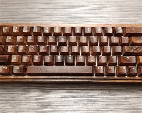 Wooden Mechanical Keyboards - CroLander